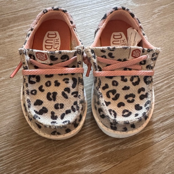Hey Dude Cheetah Toddler Shoes - Picture 5 of 5